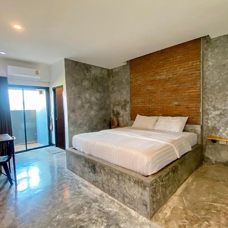 Pimchanok Resort Phetchaburi Bagian luar foto