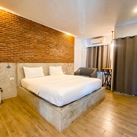 Pimchanok Resort Phetchaburi Bagian luar foto